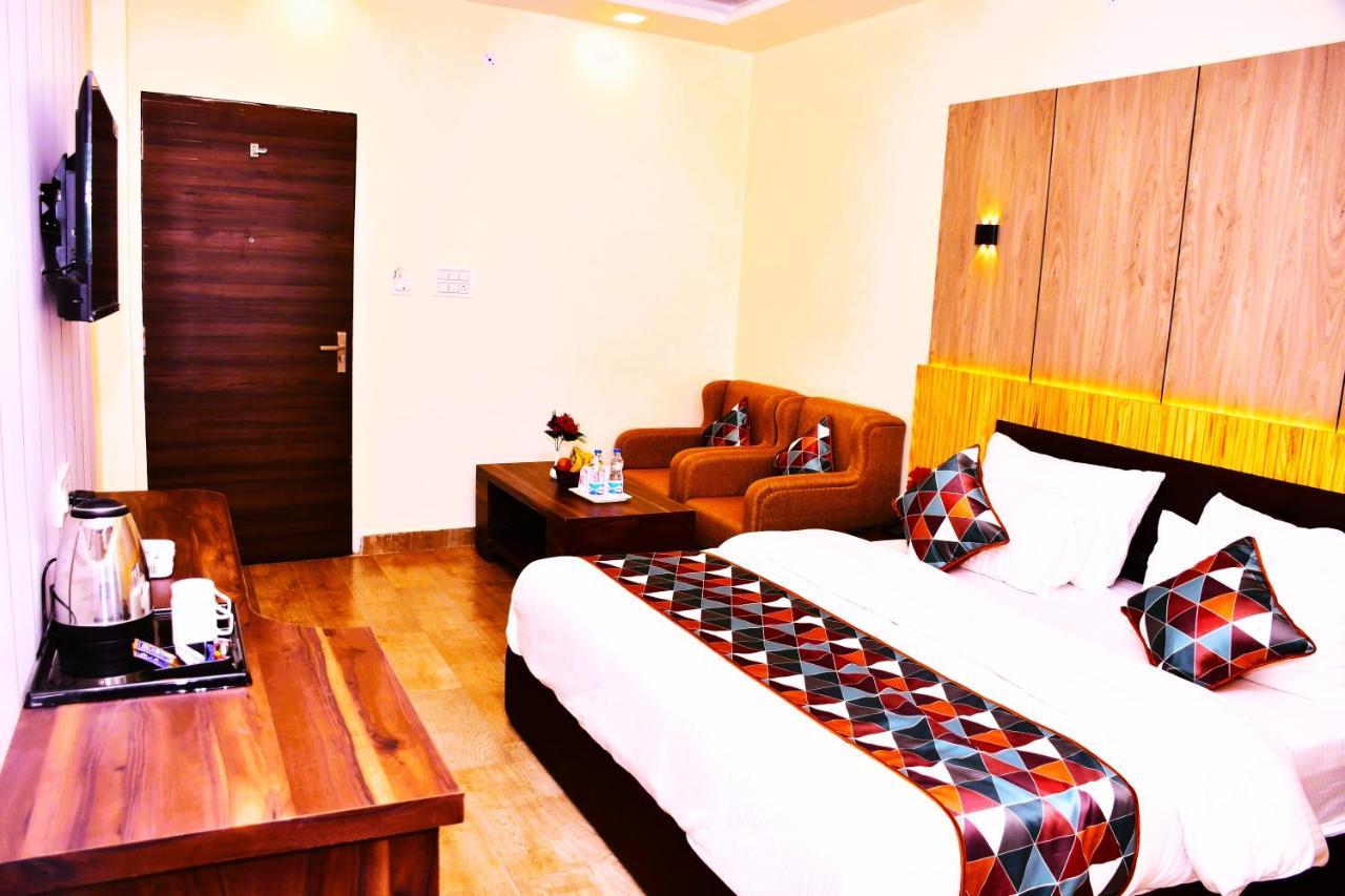Travel Soul By Saif Bed & Breakfast ซาวาย มาโดปูร์ ภายนอก รูปภาพ